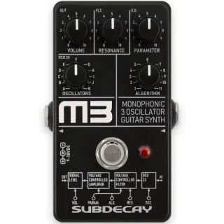 Subdecay M3 – 3 oscillator guitar synth pedal